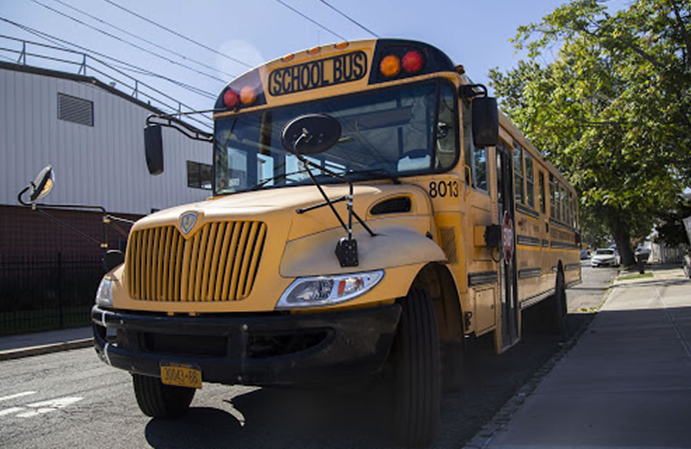 6 school bus safety tips for teachers